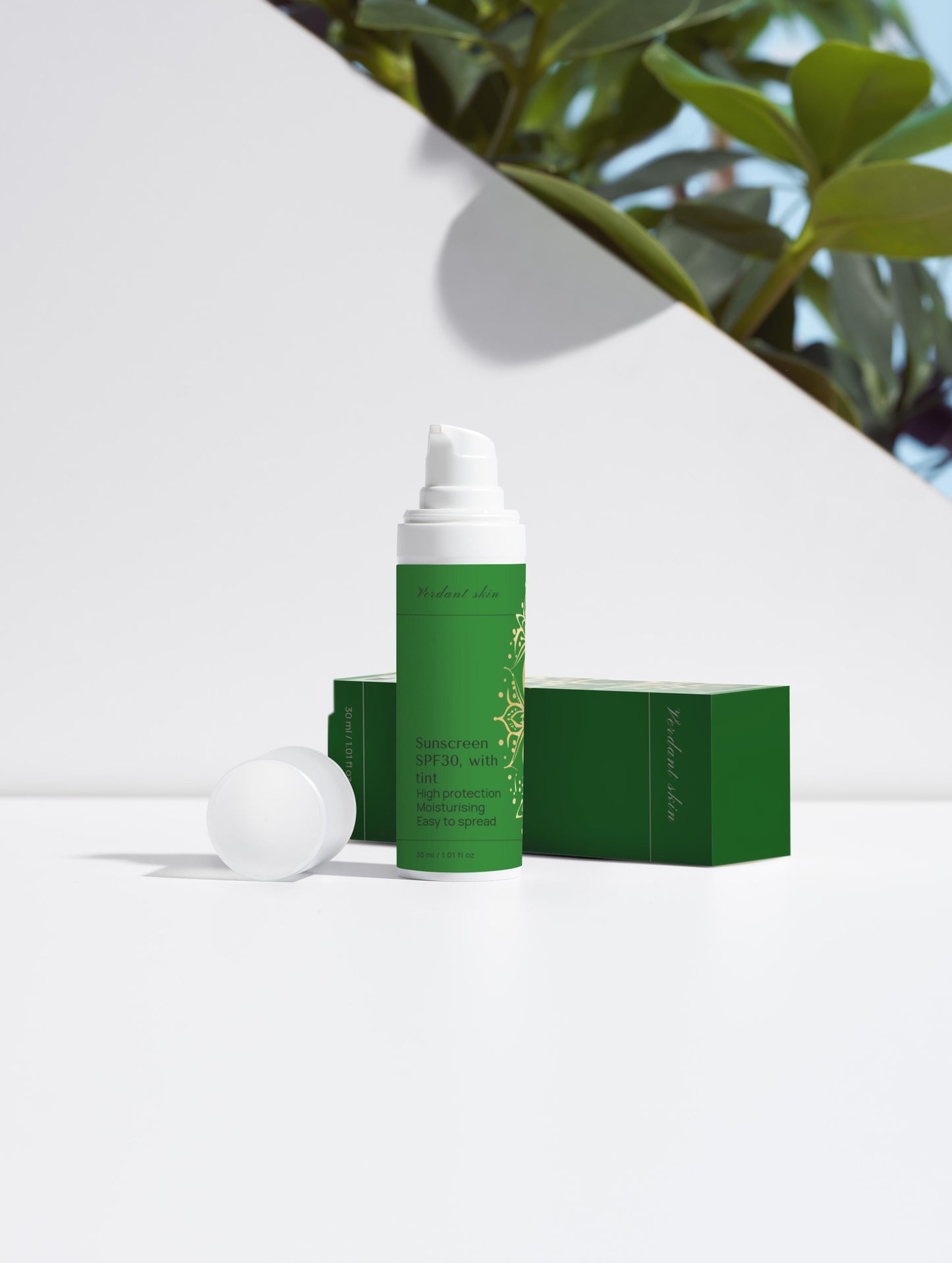Sunscreen SPF30, with tint